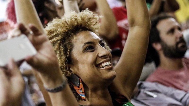 Angela Davis faz tributo a Marielle Franco - Reprodução Instagram / @marielle_franco