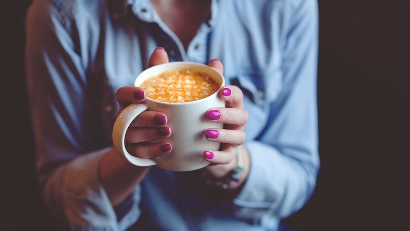 O senta e levanta do “café da mamãe”