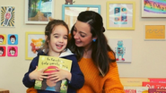 Autora do livro "Eu também falo português", Renata incentiva Noah a praticar o idioma - Arquivo de Renata Formoso