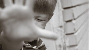 Imagem Escolas ja contam com seguro em caso de bullying