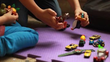 Imagem Feira de troca de brinquedos propõe reflexão sobre consumismo e valorização da brincadeira
