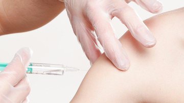 Imagem Vacinação em adolescentes: a importância de manter a carteirinha em dia