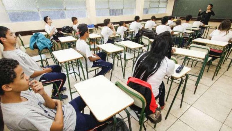 Imagem Crise e ideologia fazem classe média voltar à escola pública