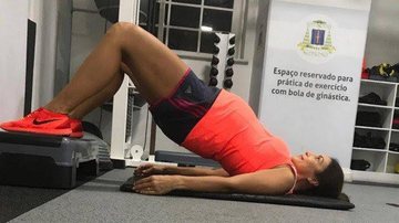 Imagem Pilates na gravidez. Preparação do corpo para o parto