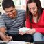 Imagem Mais de um terço dos brasileiros casados não sabe quanto o parceiro ganha, diz pesquisa SPC