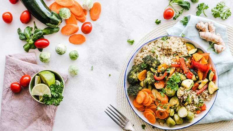 Como colocar verduras e legumes nos pratos dos pequenos?