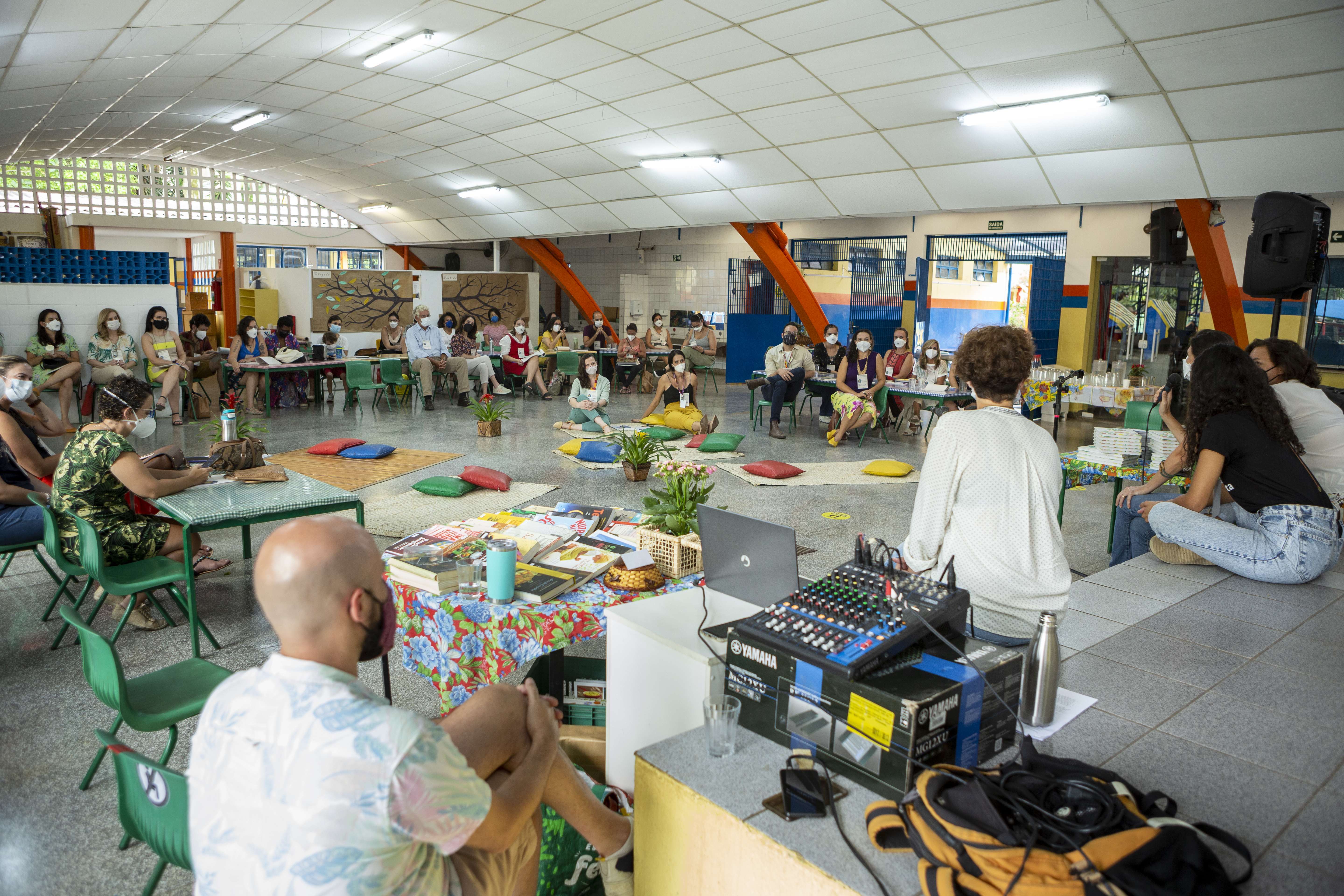 A primeira reunião do projeto Cozinhas & Infâncias