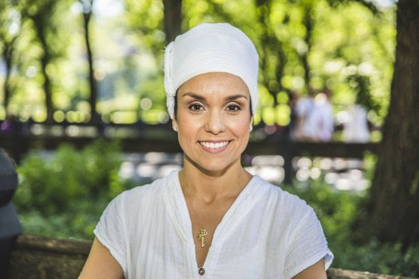 Daniela Mattos, instrutora de yoga e meditação